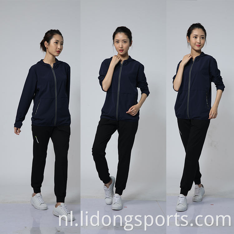 China Hot Sale Joggingpakken Getailleerd trainingspak Custom Plain Goedkope sportkleding voor dames